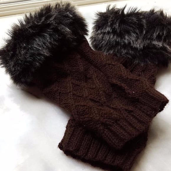 Hand Warmers Brown and Gray Faux Fur - Picture 4 of 5